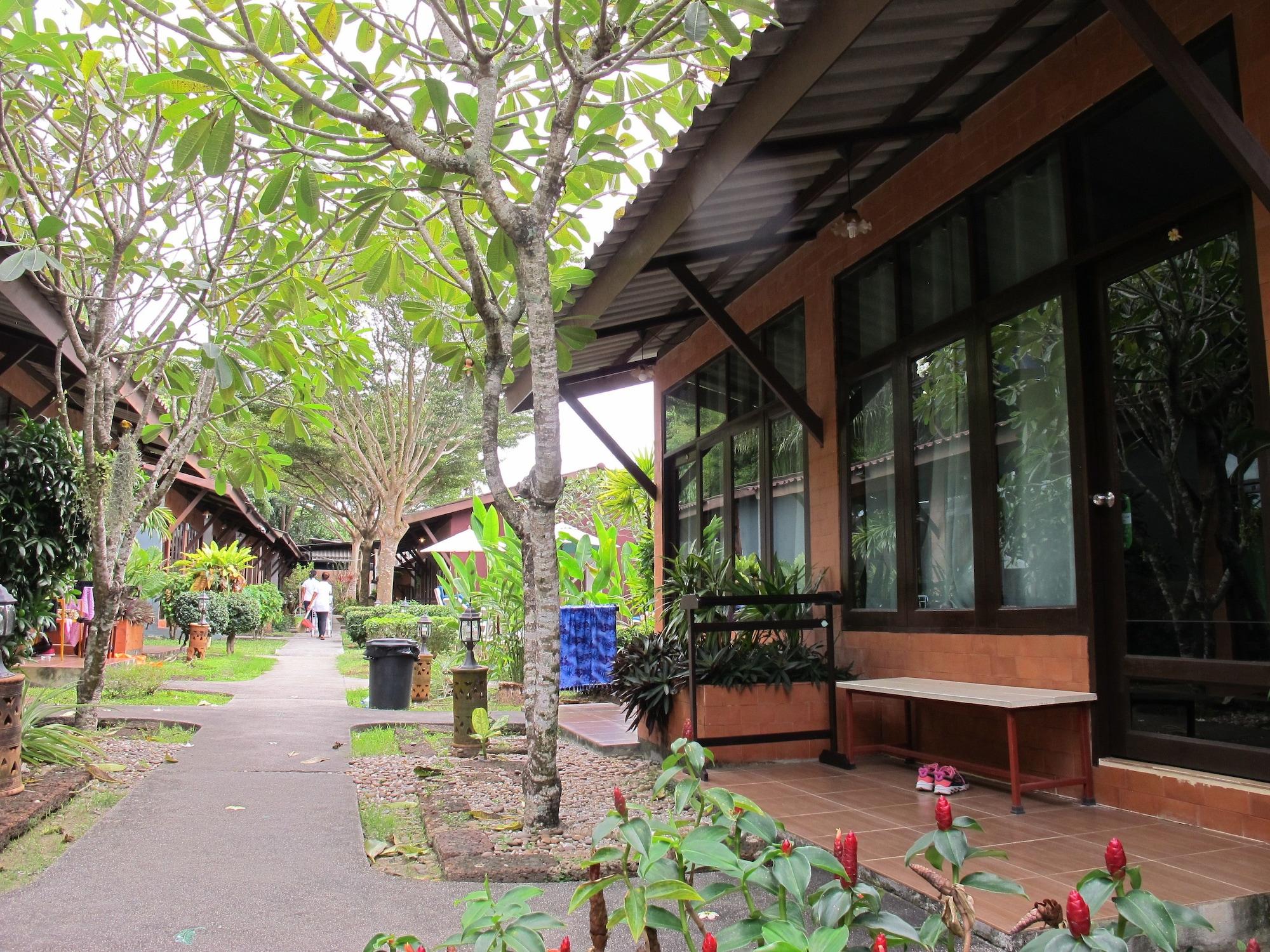 Siam Hotel 2*