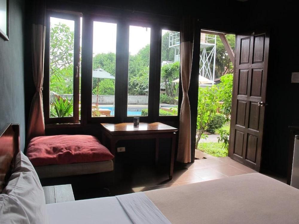 Siam 2* Phuket
