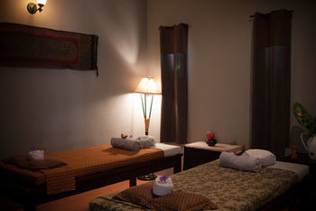 Siam Hotel 2*